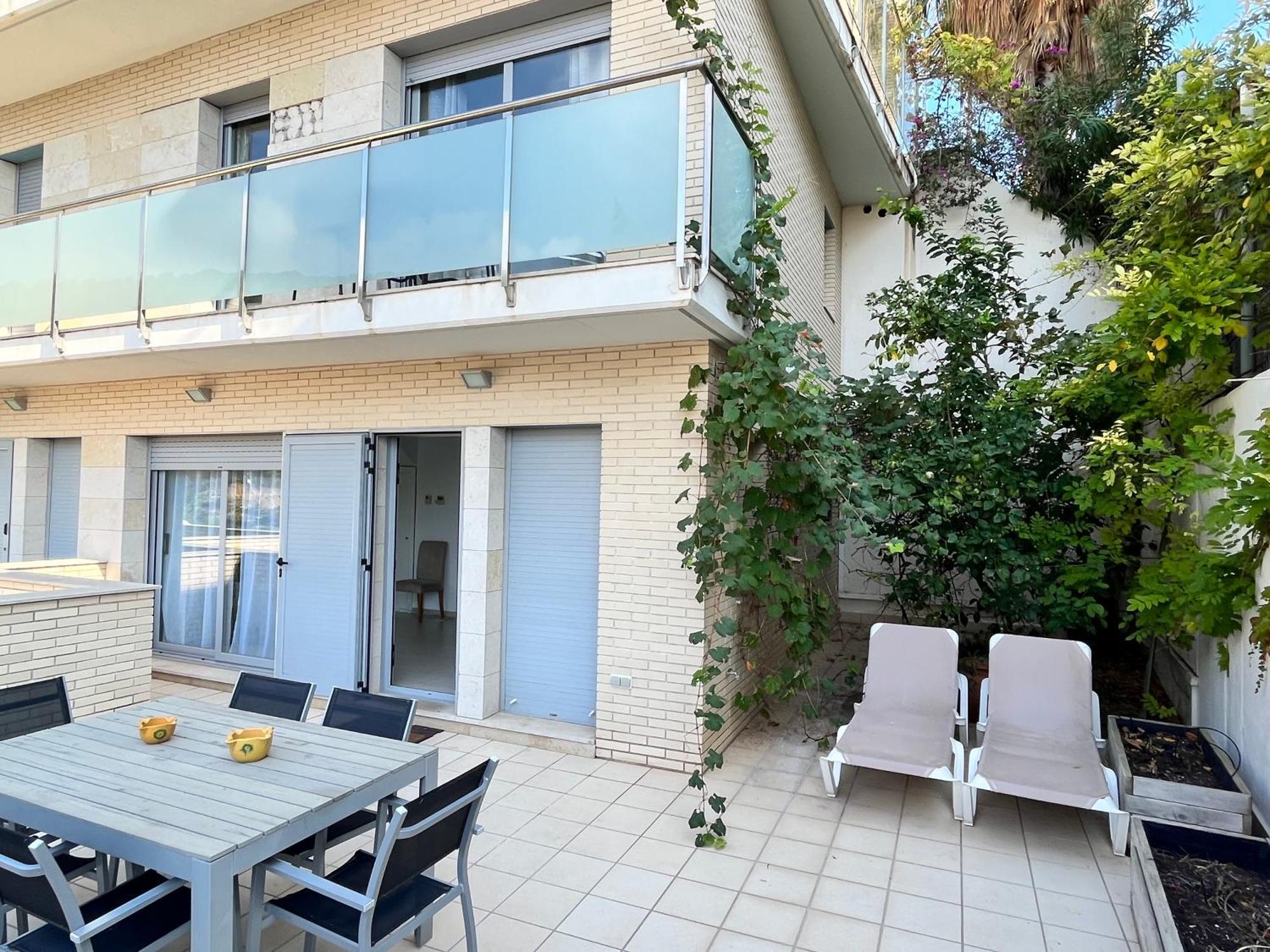 Апартаменты Tranquil Duplex In Sitges, Barcelona,Sea Views, Parking, Terrace Экстерьер фото